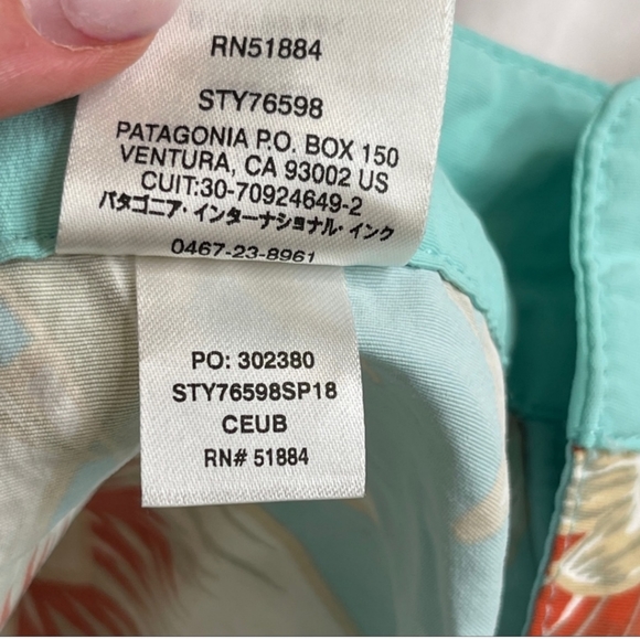 Women's Patagonia wavefarer board shorts - Picture 10 of 10